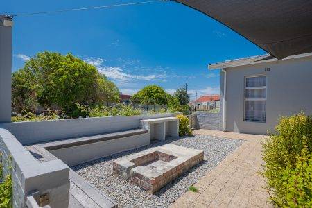 Cooper str 87 Agulhas – Agulhas House