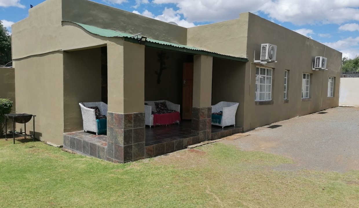 Ebenezer-Gusthouse-Colesberg-14