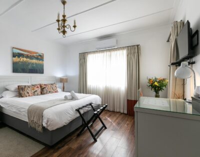 Emmarentia Guest House [Russet Room – King Suite, Ground Floor]