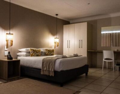 Fairway Lodge – Luxury Queen Room