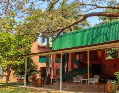 River bird guesthouse