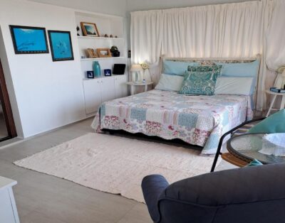 a1 kynaston guest house [Sea 4 Ever Suite family suite]