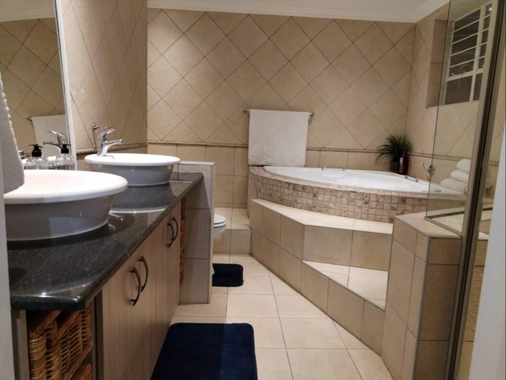 846956-2
