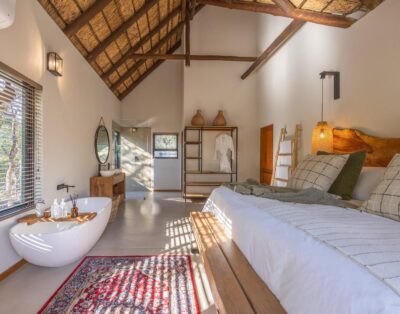 Moditlo River Lodge [Luxury Villa 3 bedroom]