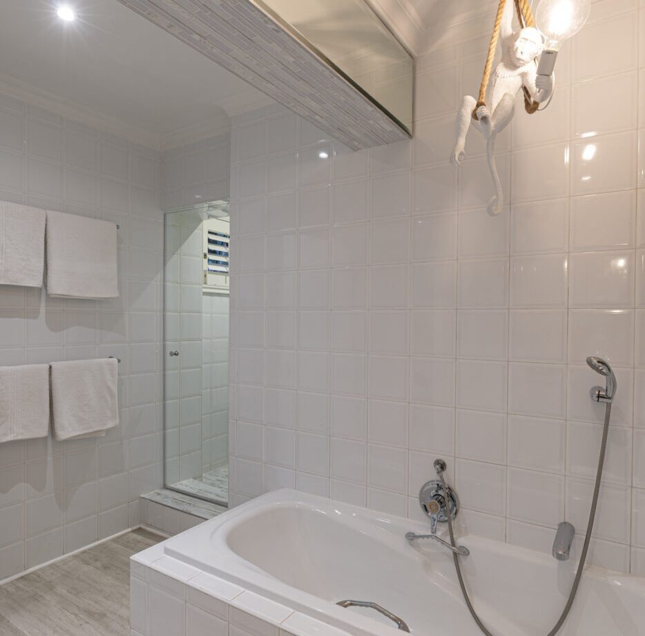 Boutique-Apartment-B_63-1-4