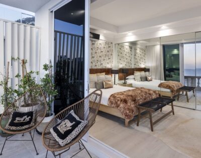 Yolo Spaces – Clifton Beachfront Dream Apartment