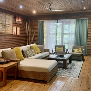 Villa N’Banga [ Main House / Villa sleeps 8 ]