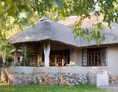MILIMA Big 5 Safari Lodge [Family Villa]