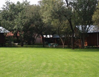 Hodge Podge Backpacker Lodge -Camping