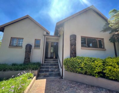 Zwavelpoort Guesthouse [Deluxe Double Room]