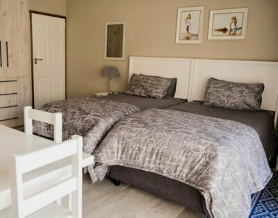Idiaz Beach House [Double Room 2]