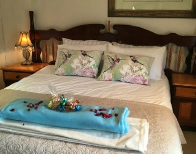 Sunninghill Sojourn – Yellowwood Charm Room