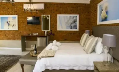 loft-room-image-king-size-bed