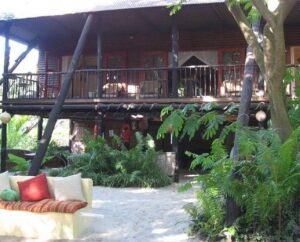 villa-n-banga-accommodation-units_12-300x300