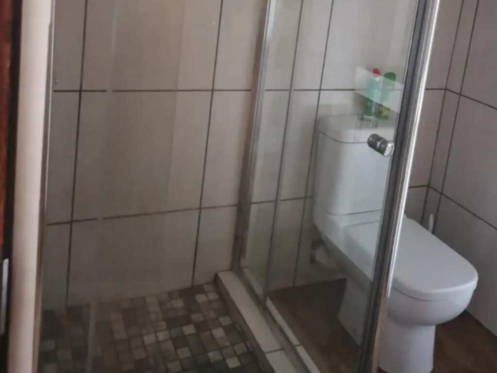 782084