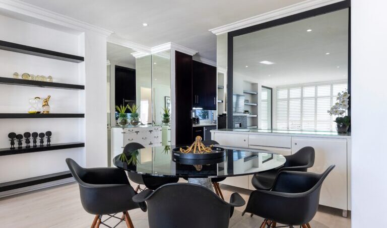 Clifton-Magic-Apartment_7_inPixio-768x512