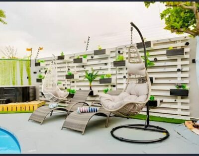 Luxury Swimming and Jacuzzi by Caline VIP Mews