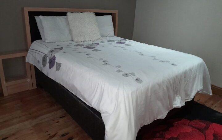 Slumber-Lake-Guest-House-Auckland-Park-Room-3-720x470