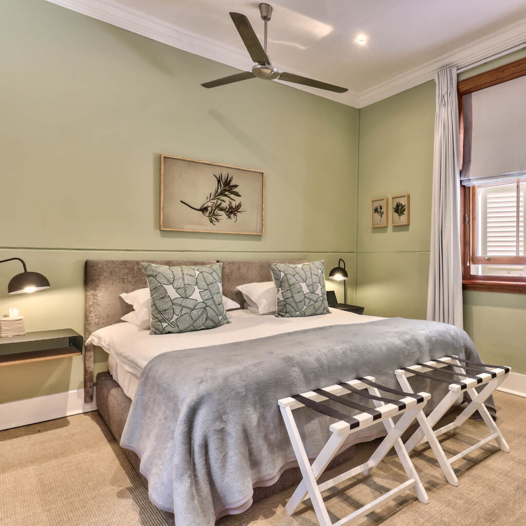 parker-cottage-hamra-room-2