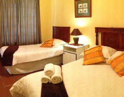 Dinonyane Lodge [ Standard units sleeps 3/4 people (Unit 2 & 3)]