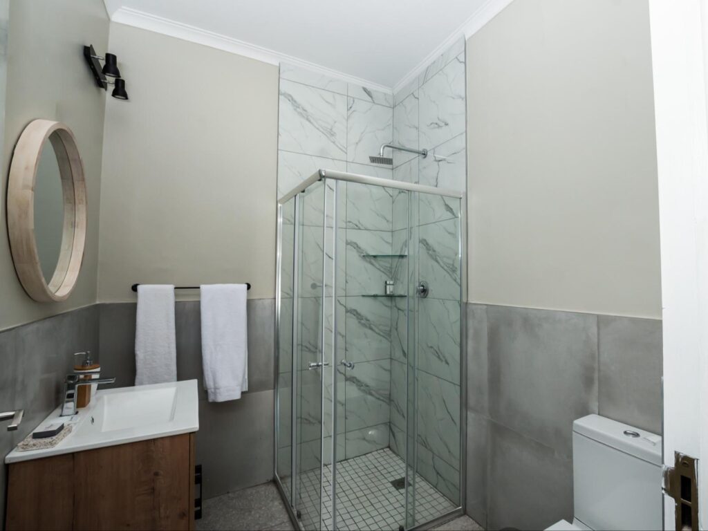 Celtis Manor [ Standard Double with Shower only ]